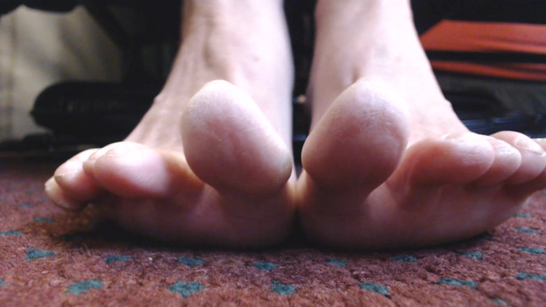 Abby Anna: Natural toenails closeup no polish