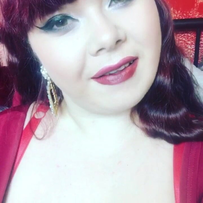 Roxanne Miller: Kızıl saçlı