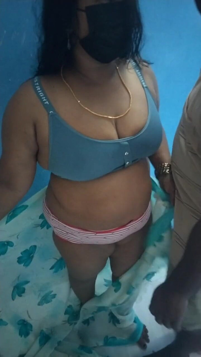 Benita sweety: Muslim Stepaunty Hot Sex with Young Boy