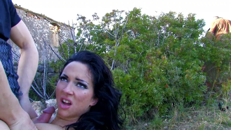 Double Penetration Party: A Hot Policewoman Is Strike by Two Bad Guys and...