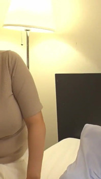 Seks lesbian wanita yang sudah menikah: wanita yang telah jatuh ke surga 2-2