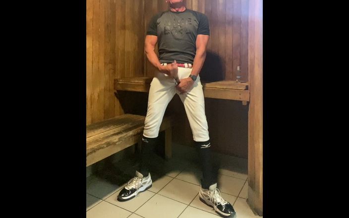 JockDad87: Jacked baseballista Jockdad87 Edge v sauně znovu