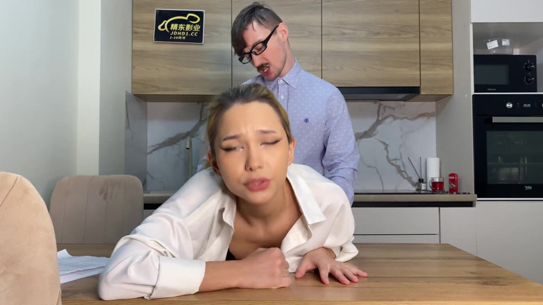 karina_lin: Sold My Apartment and My Pussy