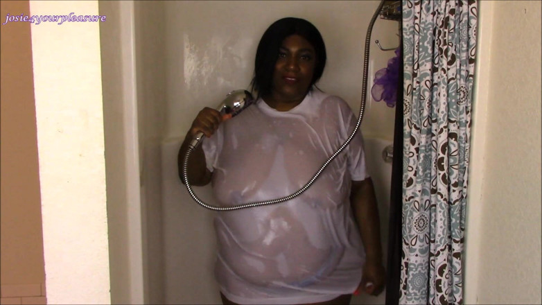 Josie4yourpleasure: BBW Wet in Your Favorite White T-shirt