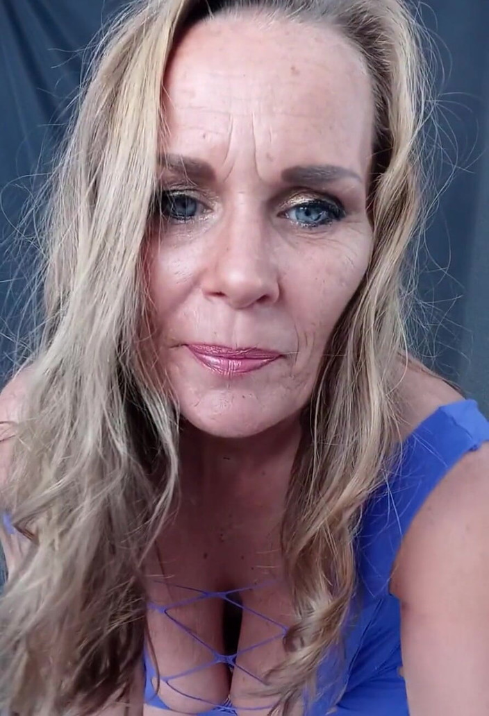 KimitheMilfMommy: キソキソ