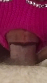 Azgın büyük memeli evli orta yaşlı seksi kadın ağzına ateşli döl boşalana kadar yarak sıkmaktan hoşlanıyor