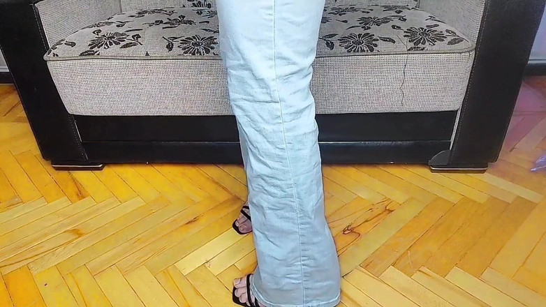 Kitty_Cross: 可爱的娘娘腔用柔软的手拿着柔和的笔记本