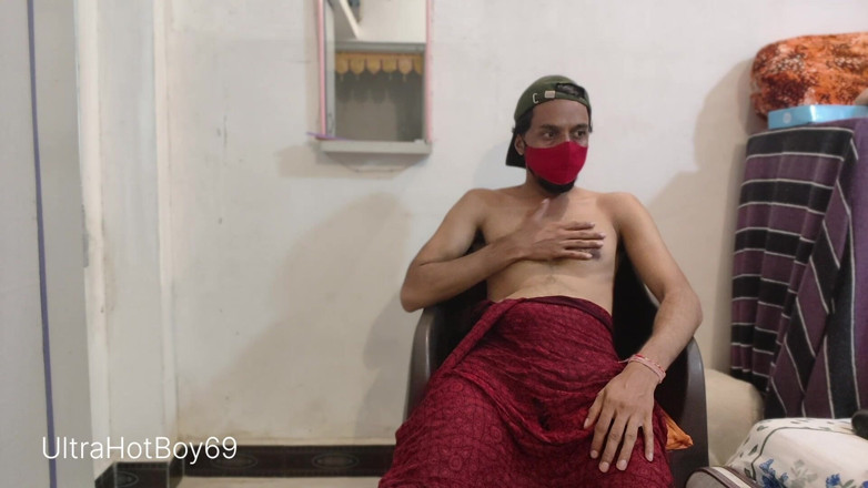 UltraHotBoy69: Ultra Lungi Boy Solo Show