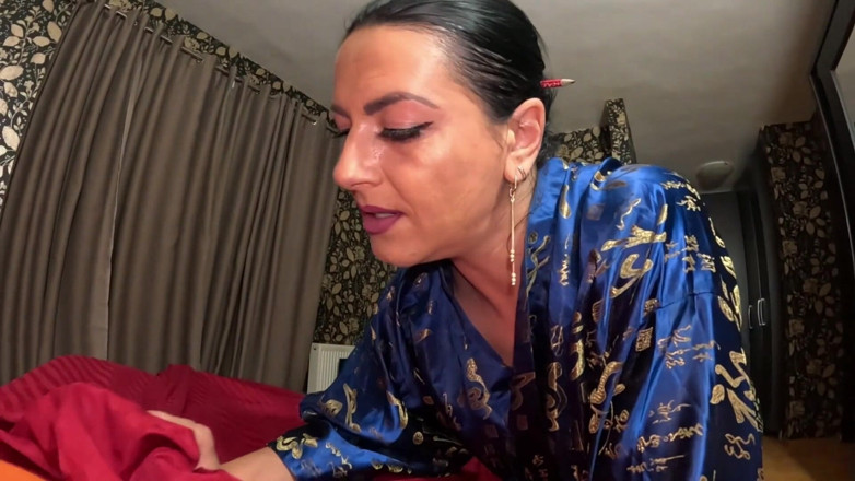 MilfyCalla: A Slutty Geisha Suck Cock and Play with Cum 274