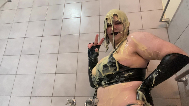 BunnieGoth27: Coperto in crema pasticcera