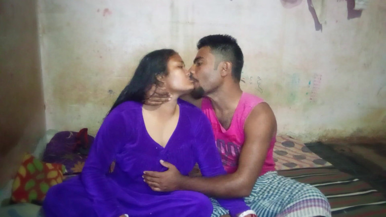 Mg3947731: Manžel manželka celé Deshi Sexy video