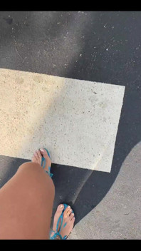 Shining with My Golden Toes on Sun