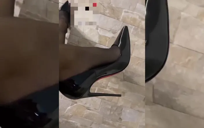 Georgia cross: High Heels Mistressxxx