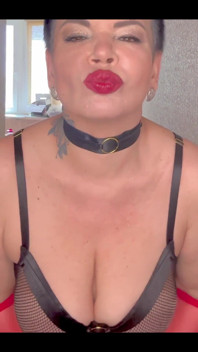 Sexy MILF