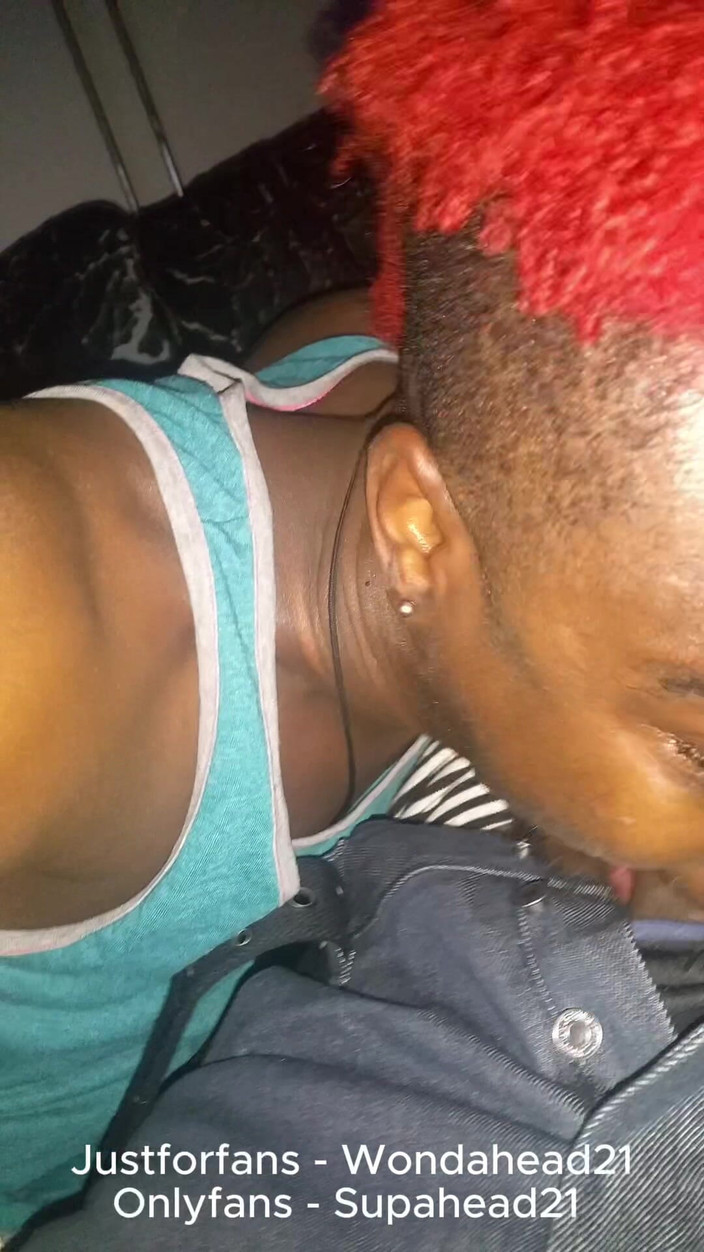 Wondahead21: この喉のためにクラブを去る異性愛者男性