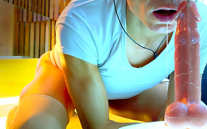 miaukiddo: 굽히고 핥기