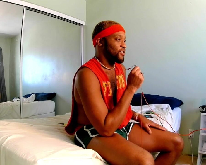 Kennie Jai: Kennie Jai Jerks off for a Fan!