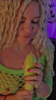 Blonde MILF Masturbates with Zucchini