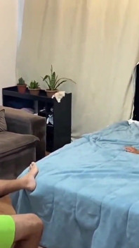 Aboneden sadece böyle hissetmesi üzerine, onu biraz katılmaya çağırdık.