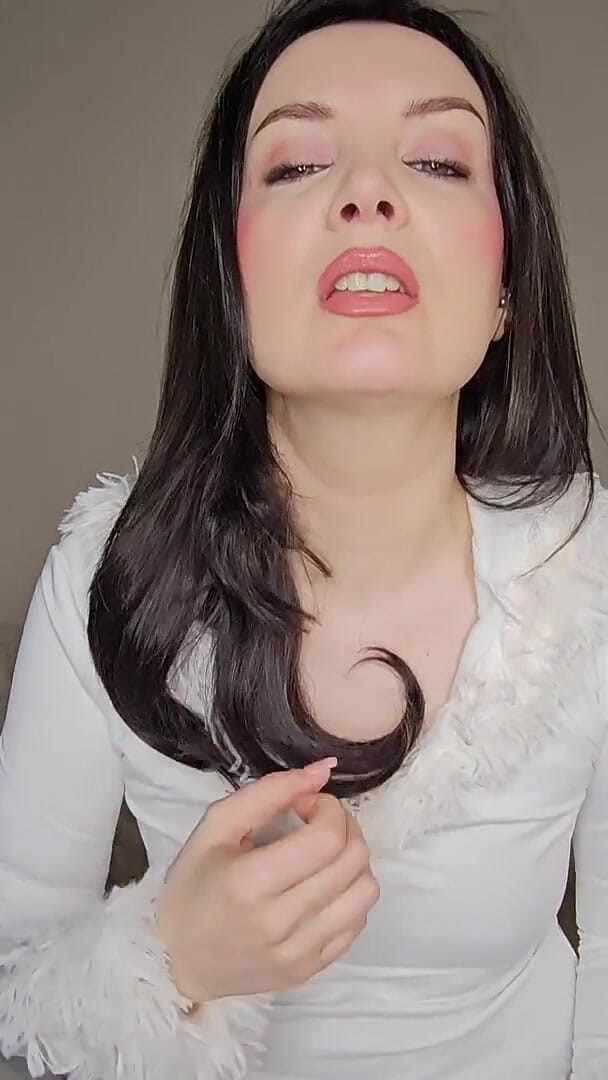 3 Min JOI Challenge (Faye Taylor)