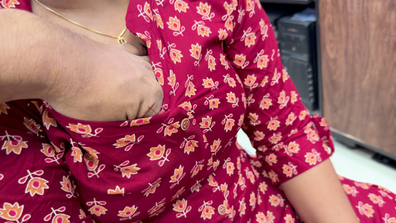 Vaigavarun45: Desi Couple