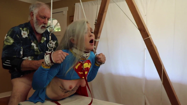 Azure Sky Films: Kay Carter -supergirl bondage escupir asado deepthroat oral chica-girl facial