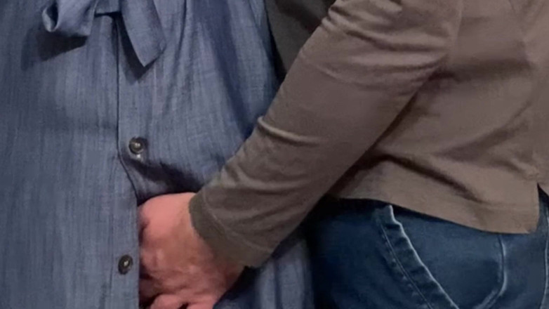 PriyaNaavya: Perv nevlastní bratr tře moji kundičku v metru