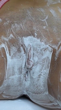 Shaving a Hairy Pussy with Shaving Foam! Close-up!