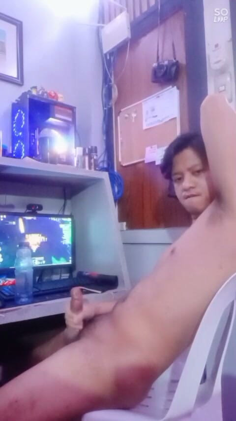 Fleshlab studios: Fleshlab Twinks Pinoy Guy Wanking While He Is Playing