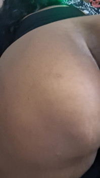 Brown Pussy Poppin!!