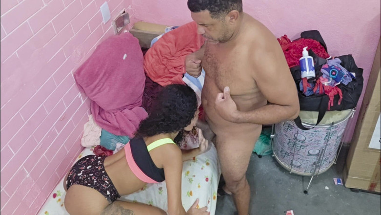 Bebes vagabundas: カリナ・メロの尻に突っ込む
