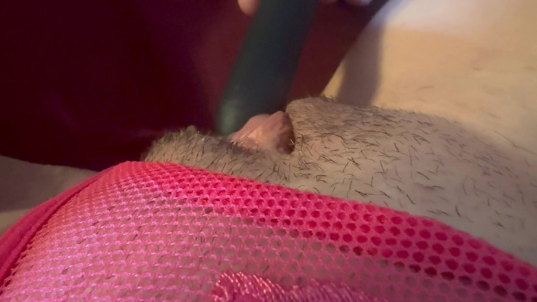 Artemisia Love: Возбужденная милфа в соло женской мокрой киске играет Sesh с секс-игрушкой в видео от первого лица