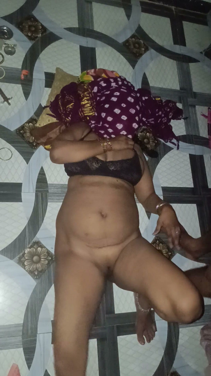 Bhabhi UP: Svägerska, idag är inte bror, ge mig full njutning ikväll