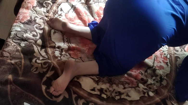 Basant: Uma mulher marroquina é fodida pelo gerente do marido e diz...
