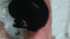 Anabel 693: 水中で、目隠しをして泡を吹く