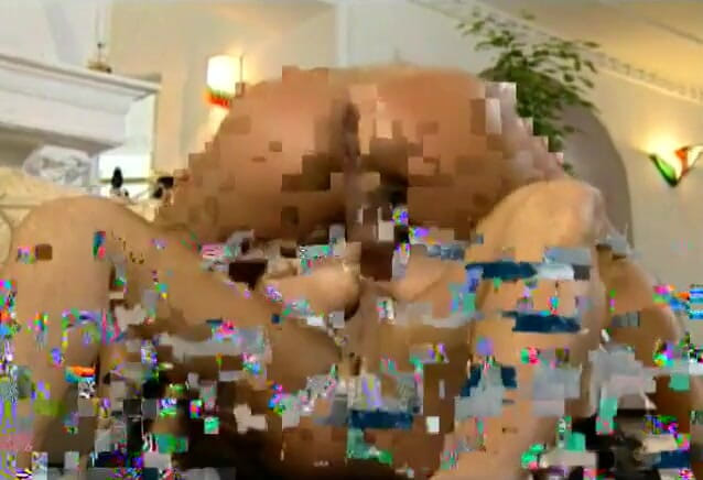 Hot Sex Party: Con đĩ tóc nâu trẻ trung và dễ thương Marie-Anne được bơm...
