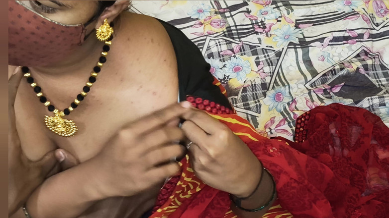 xlintten: Sex Bhabhi Look Saree Fucking Sucking Boobs Show Bhabhi Vs...