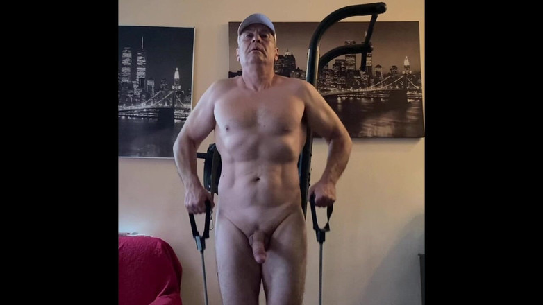 Alex Igogo: Naakt werken