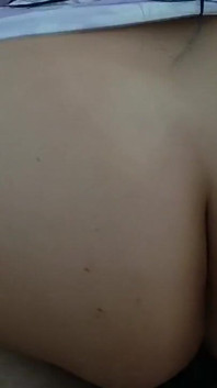 La Sorellastra Arrapata Mi Lascia Toccare La Sua Figa Morbida E Poi Si Siede Sul Mio Cazzo