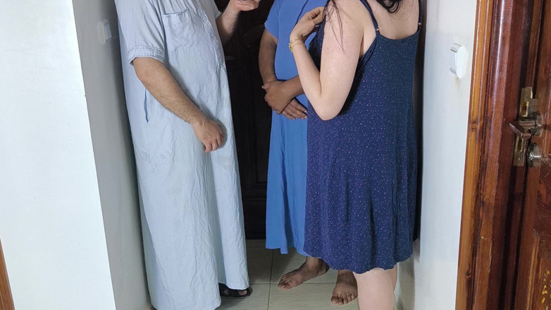 Arabic wife cuckold: Arabische Ganbang Saudische Ehefrau Teilte Meine Frau Mit Meinem Besten...