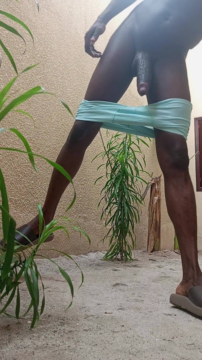 Dickass3x: Mi sego nel cortile sul retro