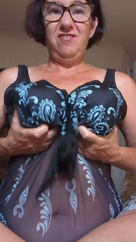 Mature Hairy Whore