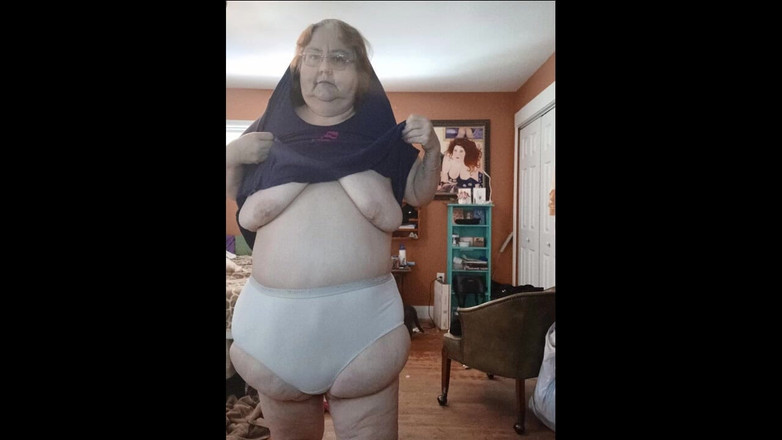 BBW nurse Vicki adventures with friends: Prodej kalhotek 4 tento týden