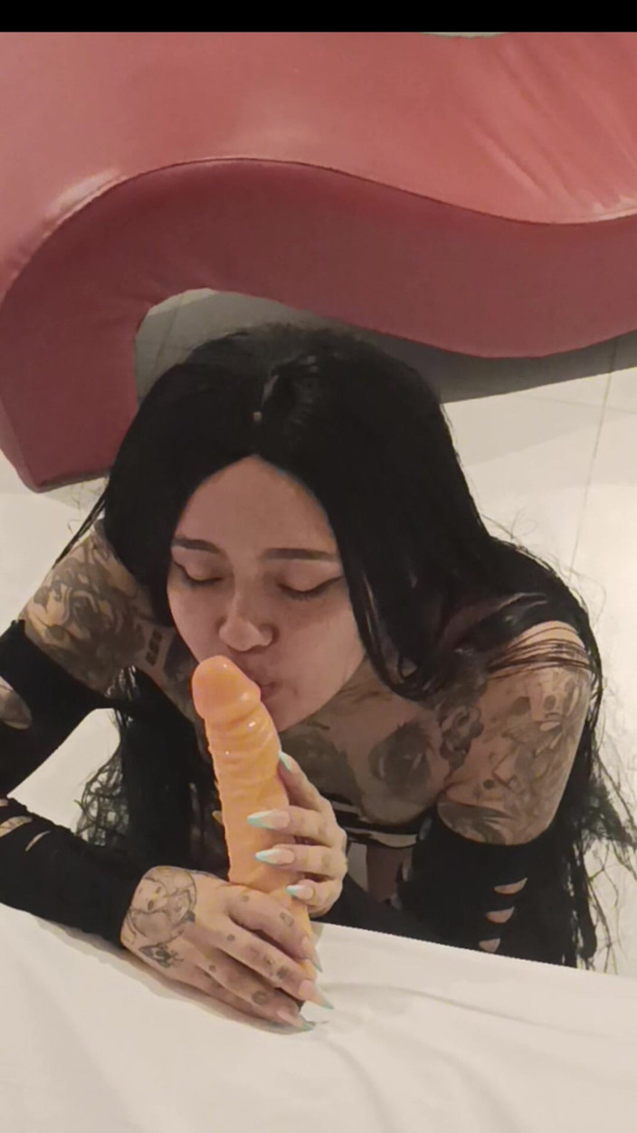 Dalyla: Ich liebe es, es an der sly zu lutschen