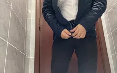 Pissing and Handjob and the Mall Bathroom