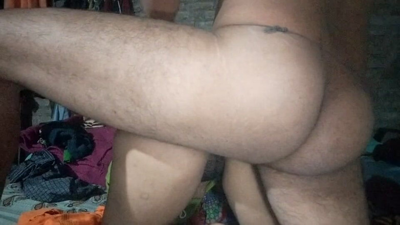 KMM: Desi Bhabhi's knulla