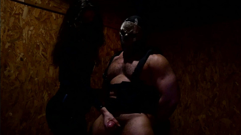 Call of doggy: I Get Tied up and Jerked off by a Gorgeous...