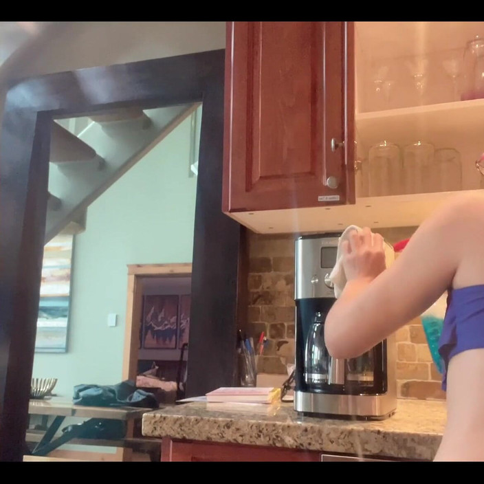 sweethanajapanese: Sexy v kuchyni