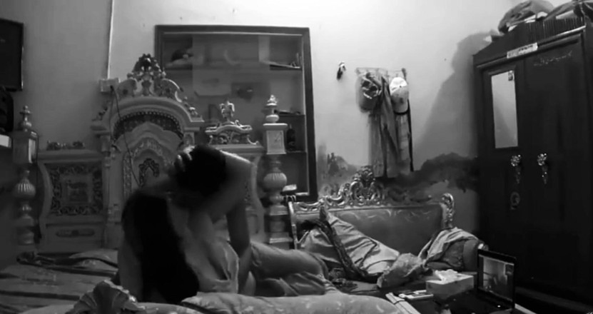 Sanayababhi: Podvádějící manželka