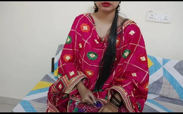 Saarabhabhi6: Desi Stepmom Convinced by Horny Stepson for Hard Fuck Desi